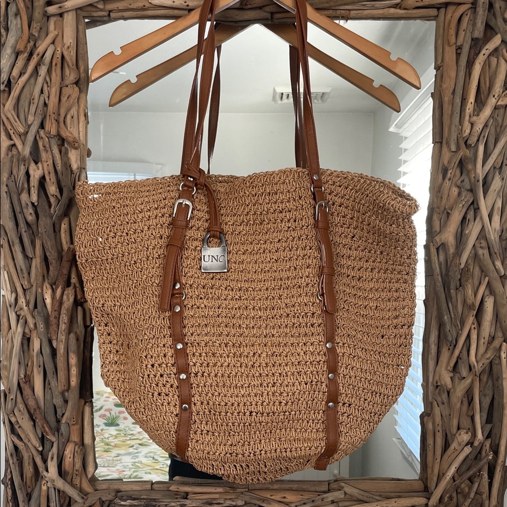 Brand new Uno woven bag.